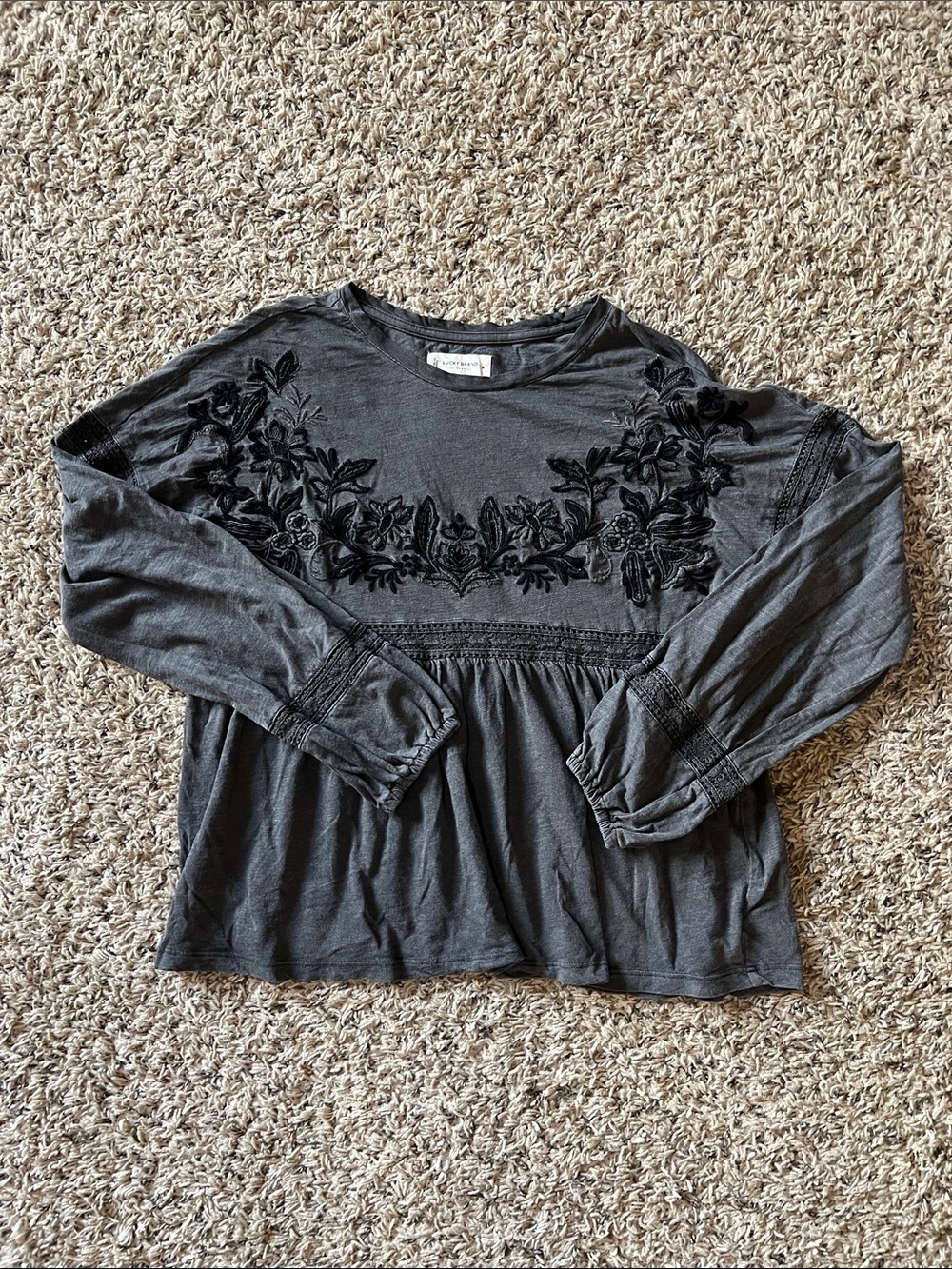 Lucky Brand Charcoal Gray Velvet-Embroidered Long Sleeve Peasant Top